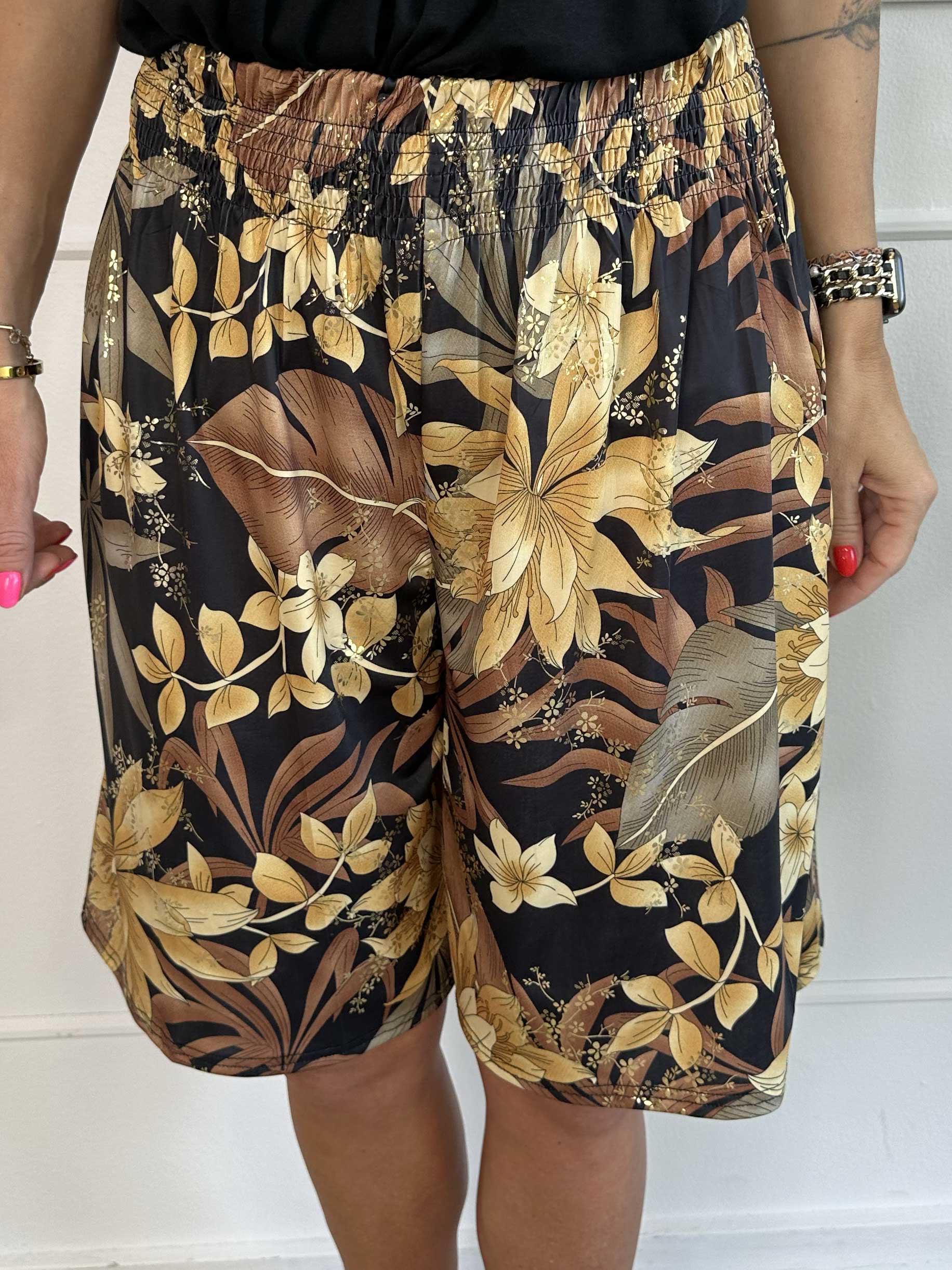 Pams Short Knickers - Elastiskt shorts med resårkant